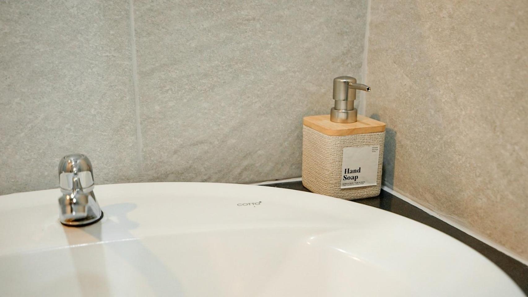 Sisaket Boonsiri Boutique Hotel מראה חיצוני תמונה